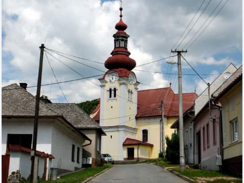 1. fotografia fotogalérie Pôvodne gotický kostol sv. Jána Nepomuckého - foto