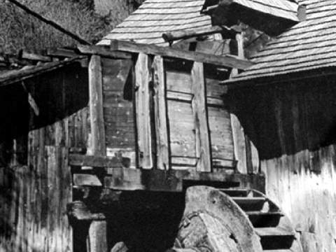 1. fotografia fotogalérie Počiatky hámorníctva - foto