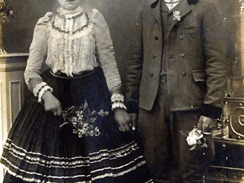 1. fotografia fotogalérie Mladý pár z počiatku 20. storočia - foto