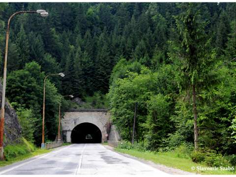 1. fotografia fotogalérie Cestný tunel - foto