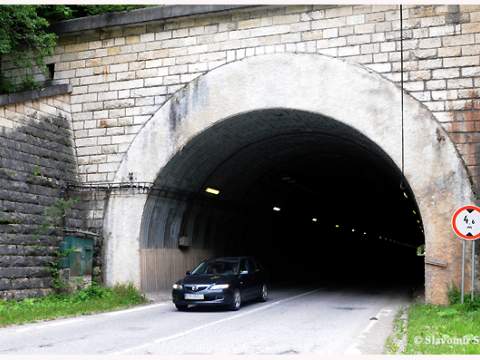 2. fotografia fotogalérie Cestný tunel - foto