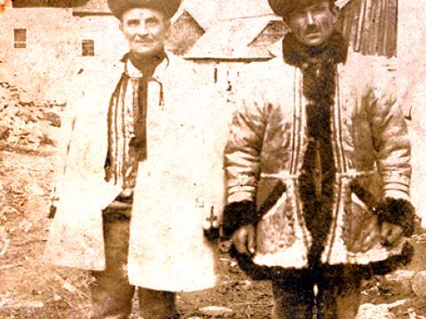 1. fotografia fotogalérie Muži, kabáty a kožuchy - foto