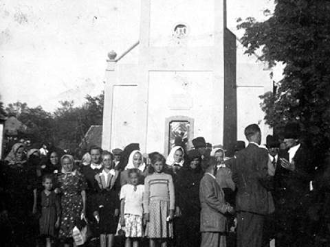 2. fotografia fotogalérie Odchod kňaza Károla Neclyho - foto