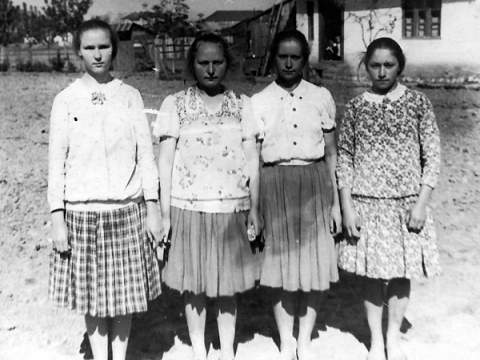 1. fotografia fotogalérie Bosé dievčatá - foto