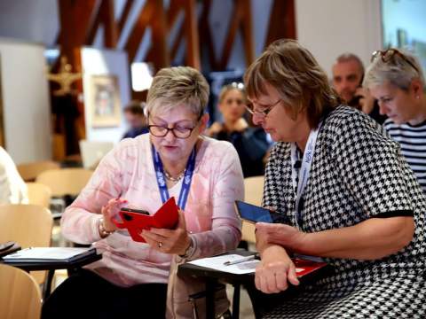 1. fotografia fotogalérie Odborná konferencia: Rozhýbme kraj v participácii - foto