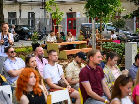 4. fotografia fotogalérie Aktuality / Inovačno-kreatívna štvrť naberá kontúry, župa pre kreatívcov otvorila open coworking - foto