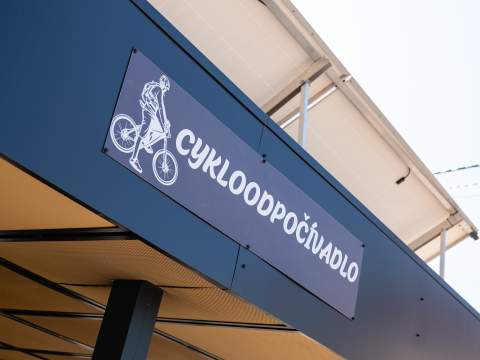 4. fotografia fotogalérie Aktuality / Košická župa buduje sieť moderných cykloodpočívadiel - foto