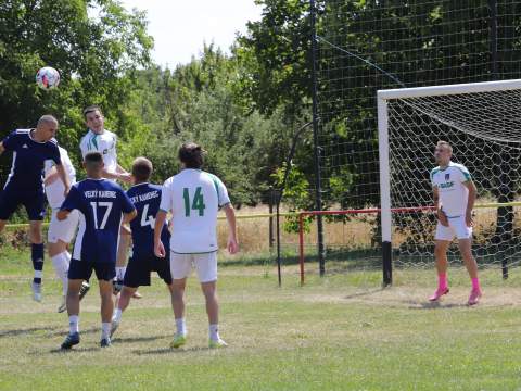 8. fotografia fotogalérie Aktuality / Trofeje 7. ročníka neregistrovaných mužstiev KFL vybojovali Zemplínčania - foto