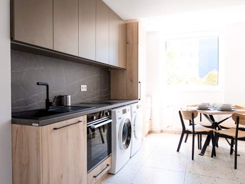 1. fotografia fotogalérie Aktuality / Študenti sa vrátia do moderného internátu Werferova, župa tam investovala 320-tisíc eur - foto