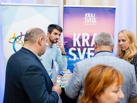 14. fotografia fotogalérie Aktuality / Kraj vyčlenil na podporu okresu Rožňava 75 000 eur - foto