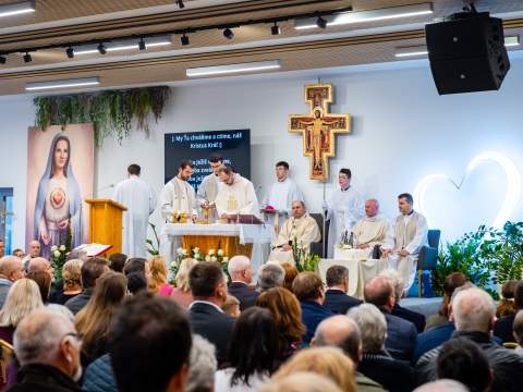 2. fotografia fotogalérie Aktuality / Vo Vysokej nad Uhom pribudlo Centrum pre mládež aj náučný chodník Cesta pútnika - foto