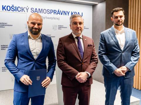 1. fotografia fotogalérie Aktuality / KSK a spoločnosť Danucem podpísali zmluvu o spolupráci – výsledok participatívneho procesu s verejnosťou - foto