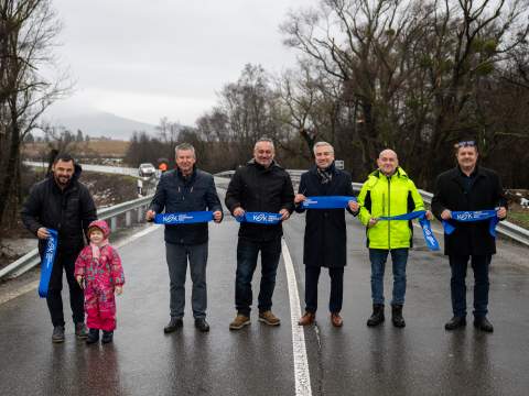 1. fotografia fotogalérie Aktuality / Župa zrekonštruovala most pred obcou Ďurkov - foto