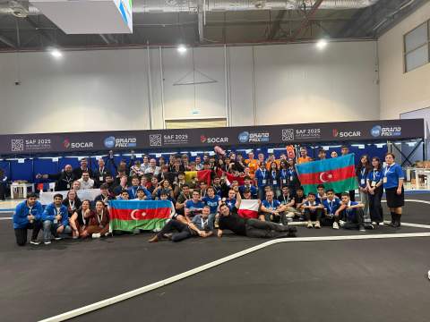 9. fotografia fotogalérie Aktuality / Župní študenti zo Strojar Riders víťazmi H2 Grand Prix PRO na SAF – STEAM Azerbaijan 2025 - foto