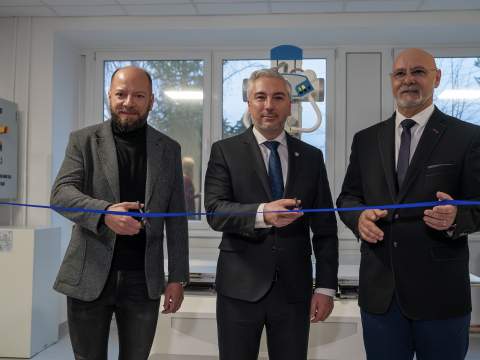 3. fotografia fotogalérie Aktuality / Moldava nad Bodvou má po takmer štyroch rokoch opäť RTG pracovisko - foto