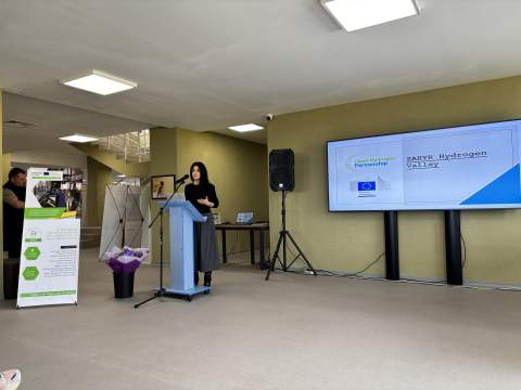 2. fotografia fotogalérie Aktuality / Green Hydrogen Mobility Transnational Forum v Starej Zagore - foto