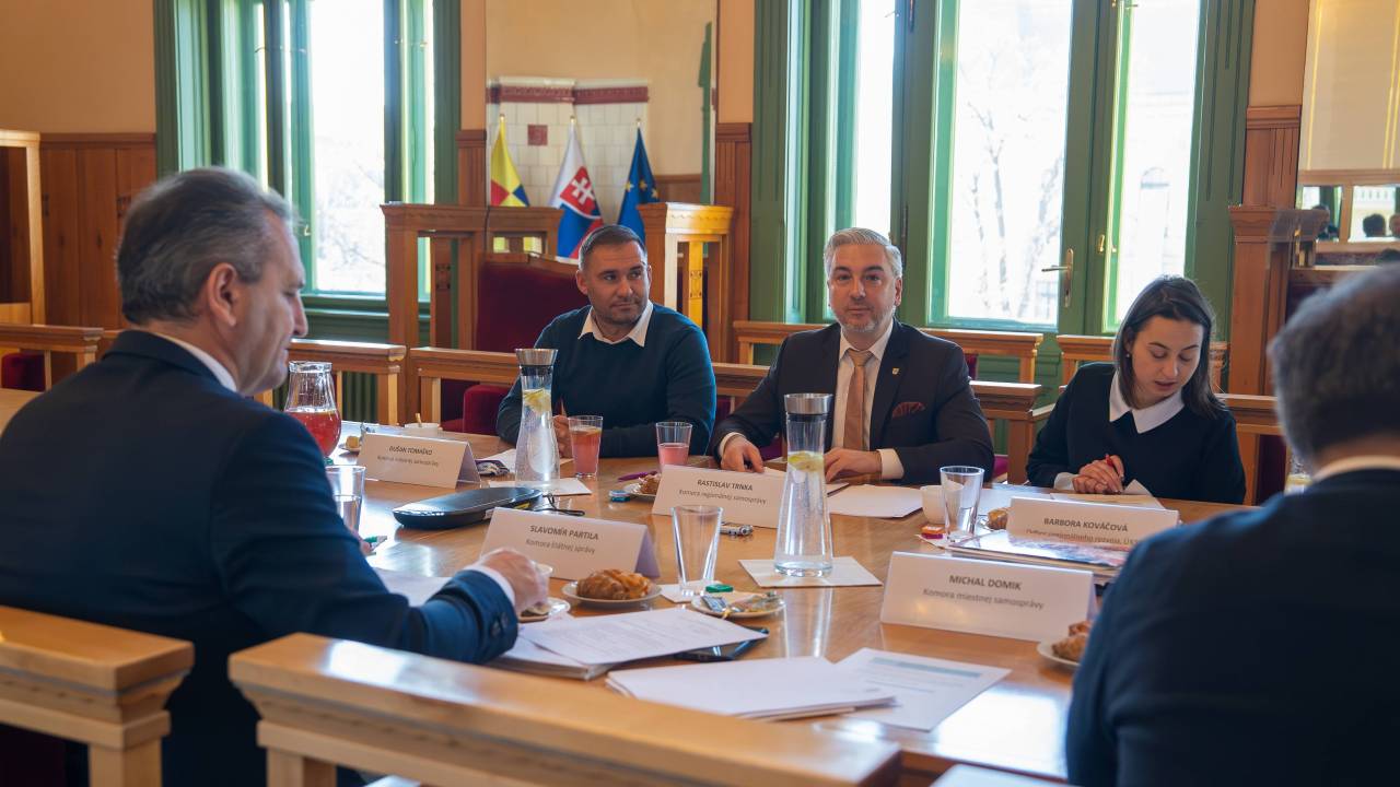 Zasadnutie 1 Fotografia fotogalérie Zasadnutie 1