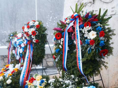 4. fotografia fotogalérie Aktuality / Košický kraj si pripomenie 81. výročie oslobodenia Dargovského priesmyku - foto