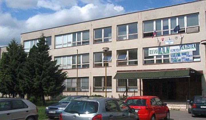 Fotka - SOŠ beauty služieb v Košiciach má fotovoltickú elektráreň