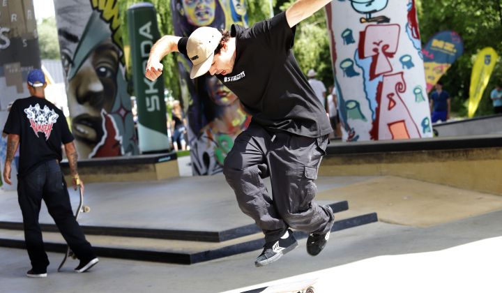 Fotka - Otvorenie projektu Skatepark na KVP: Krstným otcom novej športovo-adrenalínovej atrakcie je olympionik Richard Tury