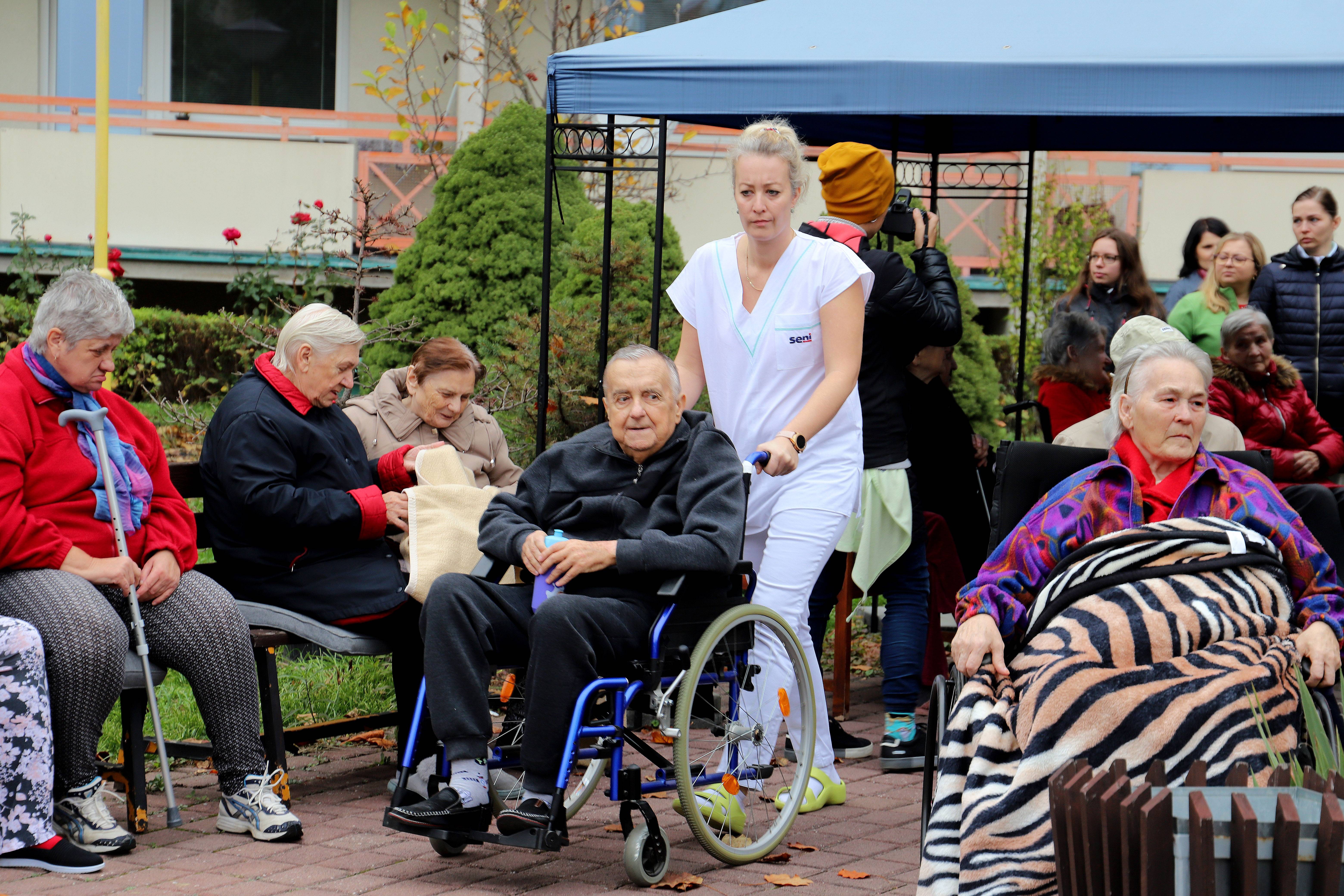 Fotka článku Kraj ako prvý na Slovensku zavádza komplexný motivačný balík pre zamestnancov sociálnych služieb
