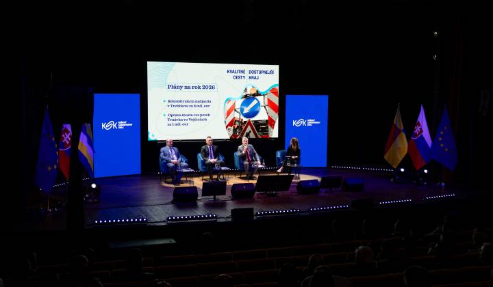 Fotka - Košická župa potvrdzuje partnerstvo s obcami a mestami z okresu Trebišov