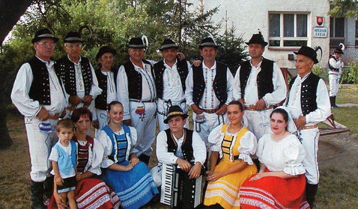 Fotka - Mužská spevácka skupina Harčare