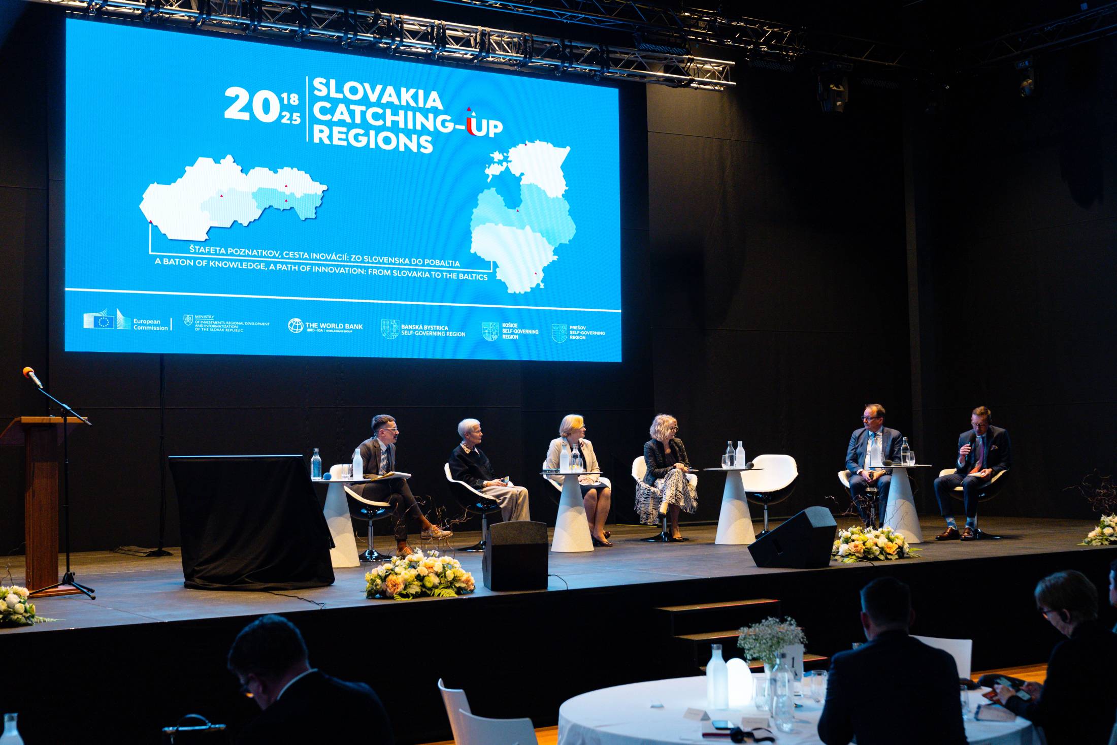 Fotka článku NA SLOVENSKU KONČÍ  INICIATÍVA CURI: 240 MILIÓNOV EUR INVESTOVANÝCH V REGIÓNOCH.  Pokračovať bude v Pobaltí.